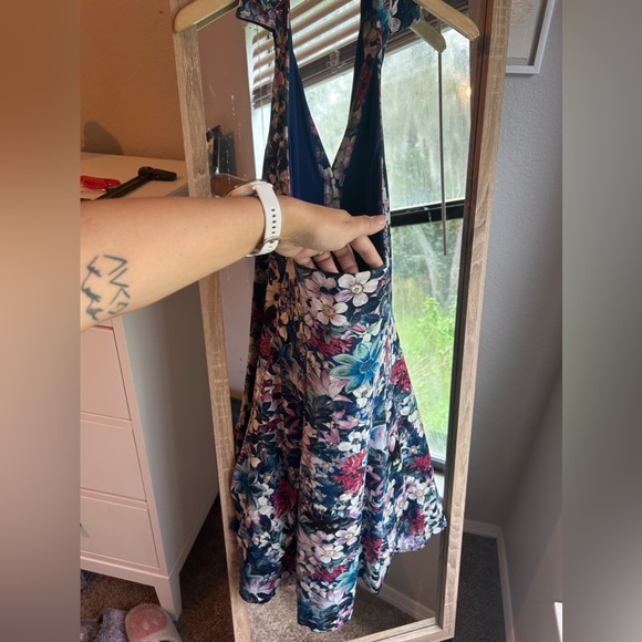 Guess Los Angeles Sleeveless Aline Halter Floral Print Dress Large W/ Collar - Picture 5 of 6